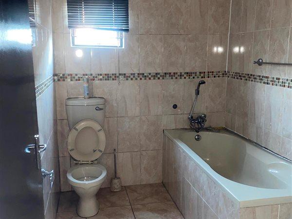 2 Bedroom Property for Sale in Kuyasa Northern Cape